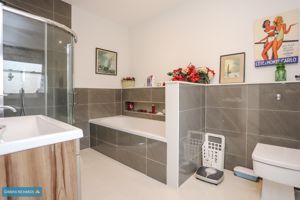 Bathroom- click for photo gallery